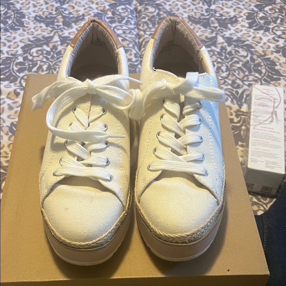 Dolce Vita Cream Canvas Sneakers